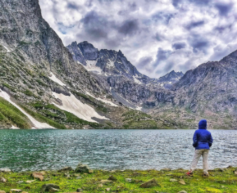 38204334_10213181774802509_2836971433974824960_o for website